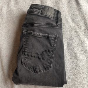 Black washed American Eagle size 2 extra long jeans SUPER STRETCH
